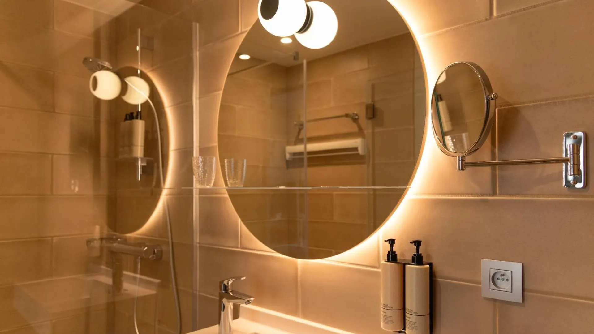 Adagio Antwerp City Center Hotel