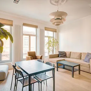 Apartment The Bright Stone Lodge. Heart Of Antwerp